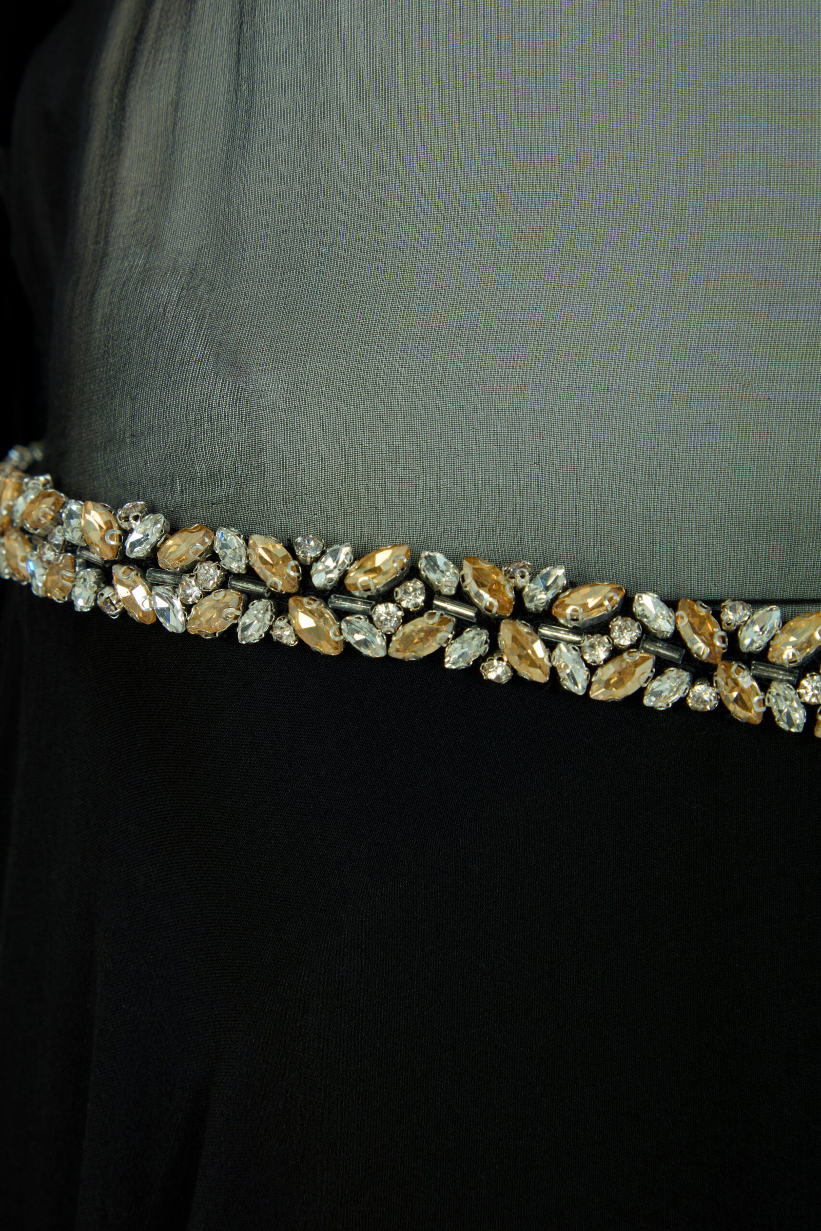 CLAUDIA SET (Detail 1)